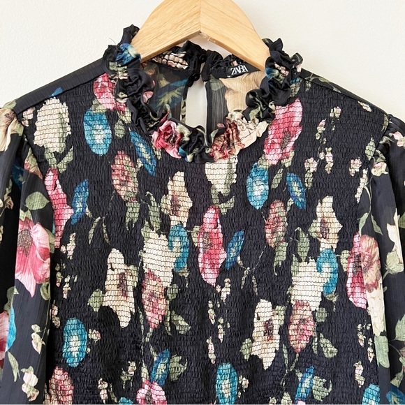 Zara Floral Romper - Picture 5 of 8